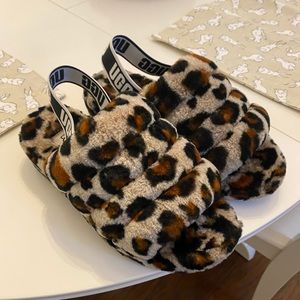 Ugg Women’s Fluff Yeah Slides